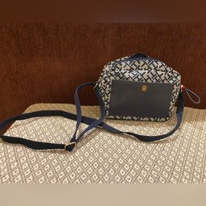 Women’s Tommy Hilfiger purse